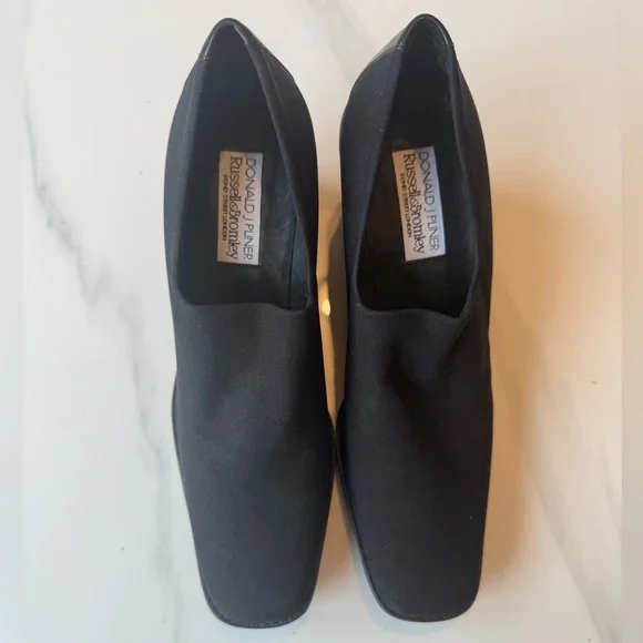 Donald J. Pliner Classic Black Loafers - Picture 1 of 6